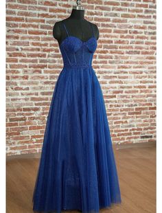 A-Linie Ballkleider Sparkle & Shine Ballkleid Bodenlang Ärmellos Herzausschnitt Tüll Rückenfrei mit Falten Applikationen Prom Dresses Sparkle, Party Floor, Dresses Sparkle, Shine Dress, A Line Prom Dresses, Vestidos Prom, Tulle Prom Dress, Prom Wedding, Dress Prom