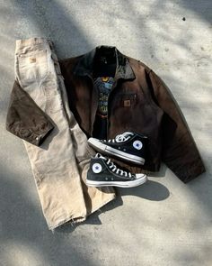 #outfits #summerstyle #summernightoutfit #nycstyle #converse Love Core Aesthetic, Love Core, Thanks For Listening, Autumn Streetwear, Brown Water, Aesthetic Brown, Street Style Outfits Men