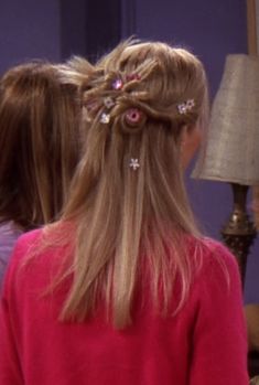 Phoebe Buffay, Magic Hair, Peinados Fáciles Para Cabello Corto, Long Blonde, Long Blonde Hair, Aesthetic Hair, Hair Dos