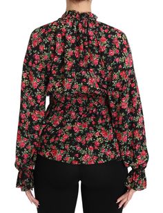 Indulge in the epitome of Italian luxury with this Dolce & Gabbana Black Floral Shirt. Designed for the discerning fashionista, this top features an elasticated waistband that flatters the silhouette, while the exquisite black floral print exudes class. Crafted from the finest silk, this shirt is a testament to superior craftsmanship, ensuring an exclusive addition to your wardrobe. Color: Black Material: 100% Silk Country of Origin: Italy Logo Details Black Floral Shirt, Floral Silk Shirt, Floral Shirt Women, Red Pajamas, Top Shirt Women, Floral Print Shirt, Dolce And Gabbana Man, Silk Shorts, Dolce E Gabbana