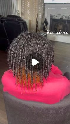 Loc Appreciation on Instagram: "Obsessed with this 1st retwist. 🔥🔥 🎥: @asiaalocs (STYLIST) She’s a #LocLady 🔒 - - Got locs or a loc business and wanna be featured for a small fee? DM us NOW 💰 - - *I do not own the rights to the music* - Follow @loc.lady 👉🏽 Loc Blog Follow @unapologeticperspectiveapparel 👉🏽 Apparel - - - #loclove #locs #womenwithlocs #dreads #natural #hairgoals #naturalhair #loccommunity #divine #menwithlocs #locsforkids #hair #hairstylist #hairstyles #locstyles #starter Cute Retwist Styles For Short Locs, Women Loc Retwist Styles, Coils Locs On Natural Hair, Start Locs Styles, First Loc Retwist, Starter Locs On Curly Hair, Start Locs Natural Hair, Locs On Mixed Hair, Small Coil Starter Locs