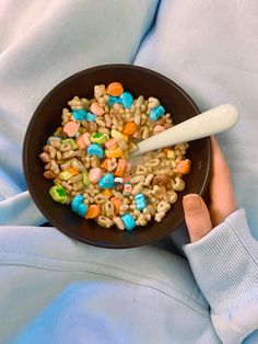 lucky charms, cozy, relaxing, sunday, Saturday morning, cartoons, cereal, breakfast, morning routine, pastel blue