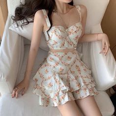 Mode Ulzzang, Korean Fashion Dress, Elegante Casual, Ulzzang Fashion, Kpop Fashion Outfits, Girls Fashion Clothes, Teenage Fashion Outfits, Edgy Outfits, Girly Outfits