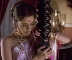 Choker Bali, Bengali Literature, Period Drama Women, Raima Sen, Makeup And Hairstyle