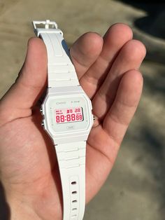 Casio F91w, Osijek Croatia, Casio Vintage Watch, White Watches For Men, Not Aesthetic, Retro Watches, Men's Vintage Watch, Mens Trendy Outfits, Watches Unique