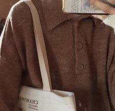 Brown Clothes Aesthetic, Brown Clothes, Dark Acadamia, Perfect View, Cozy Aesthetic, Clothes Aesthetic, Autumn Aesthetic, Wearing Clothes, Dream Life