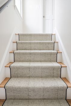 Beautiful all natural wool carpet style. Kaleen, Martinique in the color Silver. Neutral carpet with stripe and herringbone design. Wall Scones On Staircase, Masland Carpet Stairs, Staircase Makeover Runner Rugs, Mid Century Stair Runner, Mid Century Modern Stair Runner, Transitional Stair Runner, Modern Stair Runner Ideas, Stair Runners Ideas, Modern Stair Runner