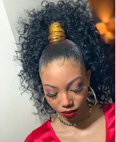 Ponytail Makeup, Curly Ponytail Hairstyles, Braided Ponytail Black Hair, High Curly Ponytail, Cute Ponytail Hairstyles, Chic Ponytail, Curly Hair Ponytail, Hairstyles For Black Hair, High Ponytail Hairstyles