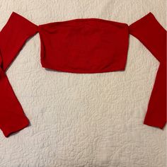 Petite M, Red , Great Material , Brand New Red Fitted Cotton Tops, Fitted Red Long Sleeve Crop Top, Red Stretch Long Sleeve Crop Top, Red Long Sleeve Stretch Crop Top, Red Long Sleeve Cotton Crop Top, Fitted Red Cotton Crop Top, Top Rojo, Tshirt Crop Top, Tvd Dr