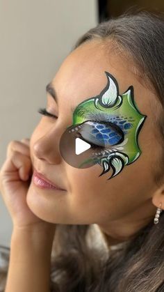 Cheek Art Face Paint, Crab Face Paint, How To Make Face Paint, Dino Face Paint Easy, Dinosaur Face Paint Easy, Quick Face Paint, Dino Face Paint, Quick Face Painting, Dragon Makeup Look