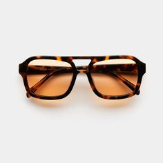 Vehla Eyewear Sunglasses Nwt In The Dixie Style And Color Combination Is Choc-Tort/Cinnamon Dixie Carter, Cinnamon Color, Tinted Sunglasses, Staple Pieces, Fall Trends, Prescription Lenses, Best Friend Gifts, Eyewear Sunglasses