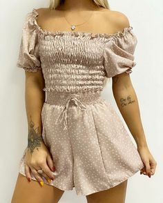 Outfit Elegantes, Luxury Outfits, 90s Fashion, Off Shoulder Dress, Lookbook, Lingerie, Crop Tops, Sewing