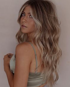 Money Piece Hair, Brown Hair Inspiration, Balayage Blond, Color Rubio, Beach Blonde, Money Piece, Dark Blonde Hair