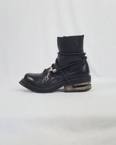 Dirk Bikkembergs black mountaineering boots with metal heel and blue elastic (40) — fall 1996 - V A N II T A S Dirk Bikkembergs Boots, Ann Demeulemeester Boots, Mens Designer Boots, Boot Fashion, Glass Shoes, Leather Making, Style Reference