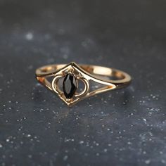 Art Deco Elegant Thin Dainty 9K Solid Gold Band Inset Marquise Cut Black Spinel Plain Ring Handmade Stacking Statement Gemstone Women Ring This awesome ring features gold ring this style and charm available in thirty six sizes. The unique pattern in and geometric shape of sank make the ring so dainty and minimalist that you can wear it every day. A perfect gift for Valentine's Day anniversaries, birthdays, and graduations, this piece is so cute and sophisticated that you would like to wear it ev Two Moons, Rings Aesthetic, Symmetrical Design, Spinel Gemstone, Gold And Silver Rings, Box Making