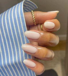 20+ Fall Old Money Nail Design Ideas to Try 28 Simple Summer Nails, Neutral Nail Designs, Summer Nails 2024, Bridesmaids Nails, Classy Acrylic Nails, Soft Nails, Nails 2024