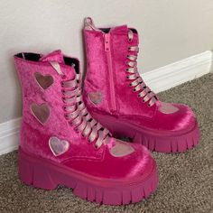 Dollskill Size 7 Boots Never Worn Trendy Round Toe Boots For Valentine's Day, Cute Pink Synthetic Boots, Heart Boots, Kawaii Collection, Dolls Kill Shoes, Outfits Con Jeans, Roller Skate Shoes, Goth Shoes, Y2k Shoes