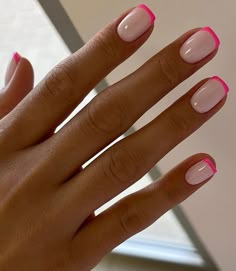 Colored French Tip Dip Nails, Classy Summer Dip Nails, Short Blush Nails, Pink Bachelorette Nails, Biab Nails Summer, Blushing Nails, Pink Tip Nails, Pink French Nails, Milky Nails