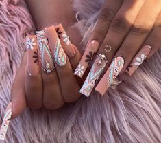 Western Nails Fall, Classy Nails Fall, Fall Classy Nails, Birthday Nail Ideas, Nail Art Fall, Glamorous Birthday, Nail Shapes Squoval