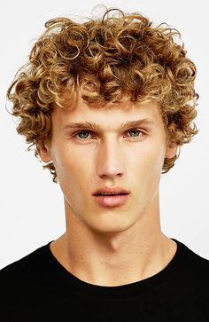 Haircut Mullet, Men's Curly Hairstyles, Medium Length Curly Hair, Men Haircut Curly Hair, Mens Haircut, Beard Hairstyle, Boys With Curly Hair, Men's Haircut