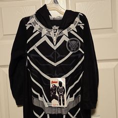 Marvel Avengers Black Panther One Piece Pajama Set With Hood. Unisex Size Xs (4/5) Avengers Black Panther, Marvel Pajamas, Childrens Pyjamas, Marvel Kids, Baby Boy Pajamas, Marvel Black Panther, Kids Robes, Hooded Robe, New Avengers