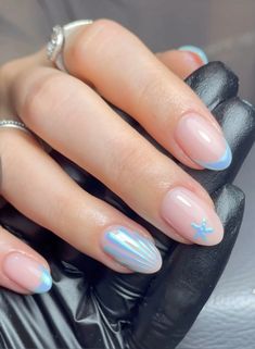 Gelish Nails Colors Summer 2024, Manicure Summer 2024, Summer Simple Nails 2024, Short Nail Designs Mermaid, Aura Nails Summer 2024, Beach Nails, Classy Nails, Short Acrylic Nails, Almond Nails