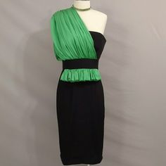 Gorgeous Short Dress By Highly Regarded Designer Veronica Moncho Lobo. Never Worn, Tag On. Says Sample On Tag And Isabel (For Style Name), Sz 4 Us, Double Crepe Marocain & Silk Chiffon. Black And Electric Green (Beautiful Emerald Tone). Shown On A 2 Mannequin And Too Big, Please Go By Measurements. Condition Excellent, No Damage Or Issues. Length 41", Bust 34", Waist 27", Hips 36". Black Draped Midi Cocktail Dress, Pre-draped Black Evening Dress, Black Silk Draped Midi Dress, Black Pre-draped Evening Dress, Black Draped Dress For Spring, Black Pre-draped Cocktail Dress, Black Silk Draped Dress, Blue Lace Midi Dress, Silk Summer Dress