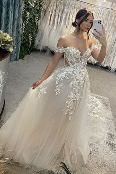 Elegant Long A-line Off-the-shoulder Sweetheart Appliques Glitter Wedding Dress Off Shoulder Tulle, Glitter Wedding Dress, Embroidered Wedding Dress, Pretty Wedding Dresses, Sophisticated Bride, Graduation Dresses, Glitter Wedding, Embroidered Wedding, Sweetheart Dress