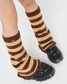 Casual Striped Leg Warmers For Winter, Brown Leg Warmers For Fall, Brown Casual Winter Leg Warmers, Casual Brown Leg Warmers For Winter, Casual Brown Winter Leg Warmers, Fall Ribbed Brown Bottoms, Casual Striped Leg Warmers For Fall, Fitted Brown Casual Leg Warmers, Casual Fitted Brown Leg Warmers