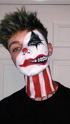 Harvey's halloween makeup Boy Vampire Makeup, Halloween Makeup For Boys, Boys Halloween Facepaint, Clown Makeup Easy, Guys Halloween Makeup, Boy Halloween Makeup, Easy Clown Makeup, Scary Halloween Makeup Ideas