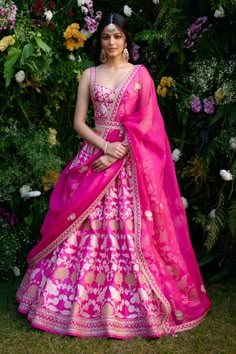 Shop for these amazing collections of Fuchsia Lehenga And Blouse Raw Silk Patchwork Embroidered Floral Set For Women by Shyam Narayan Prasad online at Aza Fashions. Lehenga And Blouse, Lehenga Designs Simple, Gaun Fashion, Pink Lehenga, Embroidered Lehenga, Indian Dresses Traditional, Party Wear Indian Dresses, Silk Lehenga