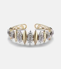 Find YEPREM En Strada 18kt Bangle With Diamonds on Editorialist. Material: 18kt yellow gold. Made in the USA. Stone I: diamonds, round-cut, marquise-cut, VVS-VS. Stone I carat total weight (ctw): 5.64. Bangle With Diamonds, White Gold Drop Earrings, Suzanne Kalan, Embellished Sandals, Diamonds And Gold, Fine Jewelry Bracelets, Gold Bangle, White Gold Earrings, Fine Jewelry Designers