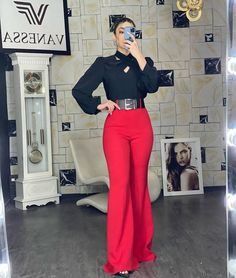 Outfit Pantalon Rojo, Red Office, Job Clothes, Pant Suits For Women, Office Casual Outfit, Pant Suits, Power Suit, Kpop Outfits, Office Outfits