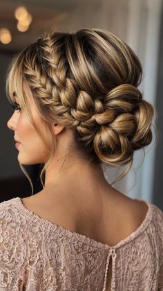 💫 Braids Hairstyles Updo: Glamorous Bridesmaid Hair Updo With Bangs Look Bridesmaid Hair Ideas Down With Braid, Updo On Long Hair, Updo Medium Length, Hair Up Do With Bangs, Long Hair Styles Updos, Wedding Up Do Hairstyles, Elegant Hairstyles Tutorial, Wedding Braids For Long Hair, Bridesmaid Hairstyles Bun