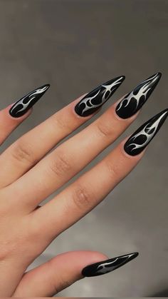 Gothic Nails Stiletto, Spiderweb Stiletto Nails, Stilleto Nails Emo, Goth Stiletto Nails Designs, Goth Stelito Nails, Stiletto Nails, Nails