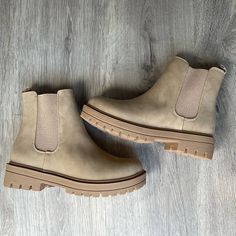 Beige Pull On Boots. Stretch Panels Makes It Easy On/Off. Perfect For Any Outfit Day Or Night. Extremely Comfortable Soda Brand Boot. Tts Pilot Style Soda Boots, Pilot Style, Leopard Print Booties, Fringe Ankle Boots, Shoes Beige, Soda Shoes, Black Suede Booties, Chunky Heels Boots, Black Heel Boots