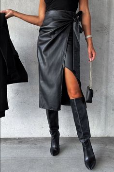 Skirts Black PU Leather Raised Waist Chic High-slit Winter Mid-calf Length Women's Bottoms Lace Up Leather Skirt, Tie Skirt, Party Kleidung, Black Leather Skirts, Style Party, Style Upgrade, Suspenders, Winter Women