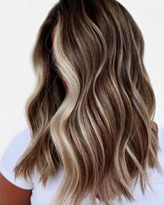 Pageant Hair, Brown Hair Inspo, Brunette Hair With Highlights, Money Piece, Brown Hair With Blonde Highlights, Brown Hair Balayage, Brown Blonde Hair, Hair Color Balayage, Hair Inspiration Color