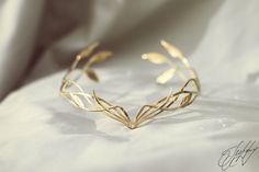 if you want to buy - write glorfin_avari@mail.ru #glorfinavaridiadems #diadem #tiara #elvendiadem #Bridaldiadem #mensdiadem #renaissance #Celtic #Weddingdiadem #elvenstyle Elvish Wedding, Leaf Crown, Wedding Crown, Bridal Bands, Bridal Headpiece, Wedding Headpiece, Fantasy Jewelry, Bridal Headpieces, Unique Engagement Rings