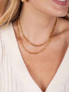 This classic chunky chain is a modern basic for every woman. We are in love with the 14K Gold Fill rectangular 'paperclip' links that can be worn on its own, layered with other necklaces, or holding your favorite charms and pendants. Includes a 2" adjustable chain for easy layering. Initial Jewelry, Sweat Proof, Water Proof, Black Friday Sale, Paper Clip, Every Woman, Jewelry Pieces, Gold Filled, Extra Large