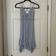 Free People Dress Size Small- Never Worn Cheap Fitted Dress With Frayed Hem, Free People Slip Dress, Metallic Mini Dresses, Vintage Style Dresses, People Dress, Lace Mini Dress, Free People Dresses, Long Sleeve Mini Dress, Free People Dress