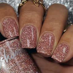 Reflective Nail Polish, Pink Sparkly Nails, Rose Gold Nail, Rose Gold Nail Polish, Flash Of Light, Reflective Nails, Gold Nail Polish, February Nails