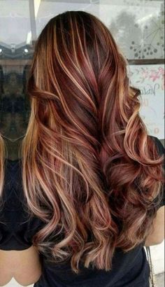 Rambut Brunette, Perfect Hair Color, Brunette Balayage, Curly Hair Types, Fall Hair Color For Brunettes, Hairstyle Inspiration, Latest Hair, Hair Color Ideas For Brunettes, Hair Color Highlights