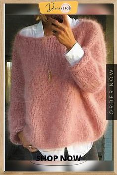 Fashionable and Minimalist Winter Sweater Strikkeopskrift Oversize Sweater, Pull Mohair, Mohair Jumpers, Pull Oversize, Winter Pullover, Ținută Casual, Fuzzy Sweater, Boatneck Sweater, Brigitte Bardot