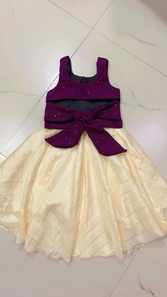 Onam Outfits, Designer Dresses Elegant, Cotton Frocks For Kids, Frocks For Kids, Abc Cards, Kids Dress Collection, Frocks Design, Baby Frock Pattern