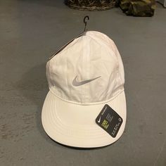 Nike Hat White New With Tags Nike Tech Sweatsuit, White Nike Sweatshirt, Nike Track And Field, Nike Wedges, Nike Flight, Nike High Tops, Nike High, Nike Hat, Nike Jersey