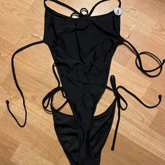 Nwt Forever21 One-Piece Cutout Bathing Suit With Straps That Can Be Tied (Can Be Worn As Bodysuit) Black Color Very Sexy New With Tags, Never Worn! Suit With Straps, Hot Pink Swimsuit, Blue Halter Top, High Cut Swimsuit, Bathing Suits One Piece, Red One Piece, Womens Knit Tops, Orange Swimsuit, Plus Size Swim