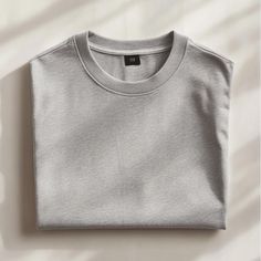 Gray Cotton T-shirt For Loungewear, Plain Cotton Tops For Loungewear, Plain Cotton T-shirt For Loungewear, Basic Plain Crew Neck T-shirt, Basic Plain T-shirt For Loungewear, Plain Crew Neck Top For Streetwear, Basic Crew Neck Top For Loungewear, Gray Crew Neck T-shirt For Loungewear, Gray Plain Crew Neck T-shirt