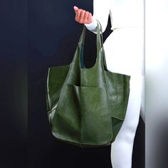 Soft Oversized Green Leather Bag Trendy Large Leather Shoulder Bag, Large Chic Satchel For Shopping, Casual Faux Leather Bag With Pockets, Chic Bucket Tote Bag With Pockets, Chic Bucket Bag Tote With Pockets, Green Shoulder Bag With Pockets For Shopping, Chic Rectangular Satchel With Pockets, Chic Shoulder Bag With Pockets For Shopping, Chic Large Everyday Satchel