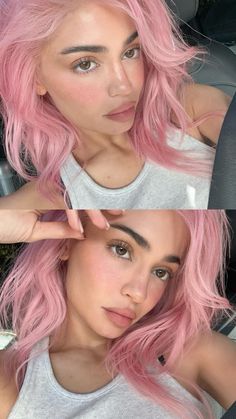 kylie jenner pink hair Kylie Jenner Pink Hair, Kylie Jenner Pink, Kylie Jenner Hair Color, Bubblegum Pink Hair, Baby Pink Hair, Pastel Pink Hair Color, Rosa Hair, Kylie Jenner Hair